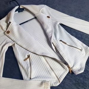 Privy white collar coat